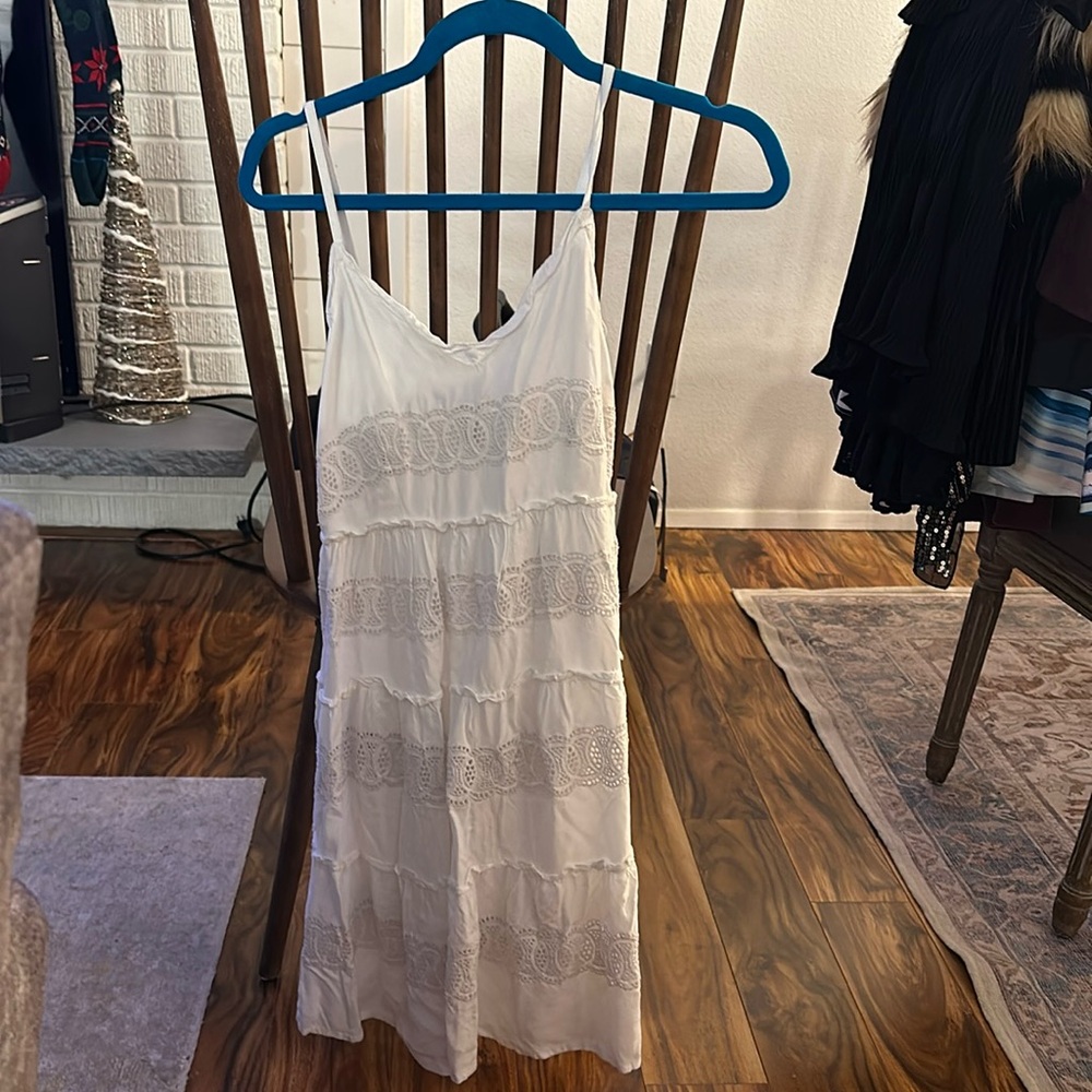 Jessica Simpson White Dress